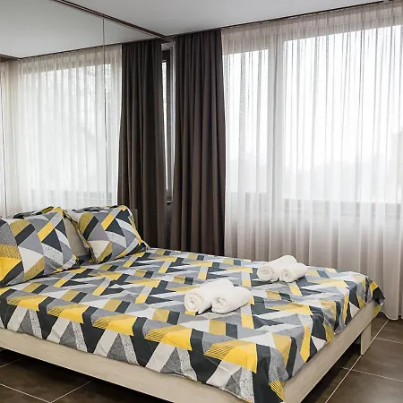 Modern Elegance In - Spacious By Flat Mаnаger Βάρνα